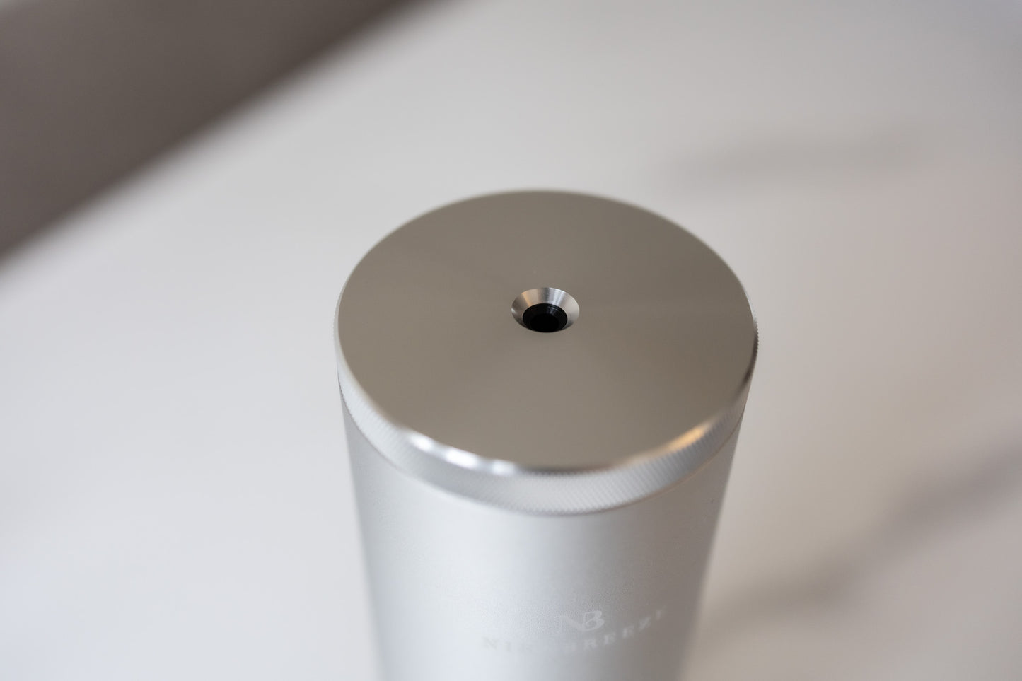 Nira Haven | Signature Smart Aroma Diffuser | Platinum